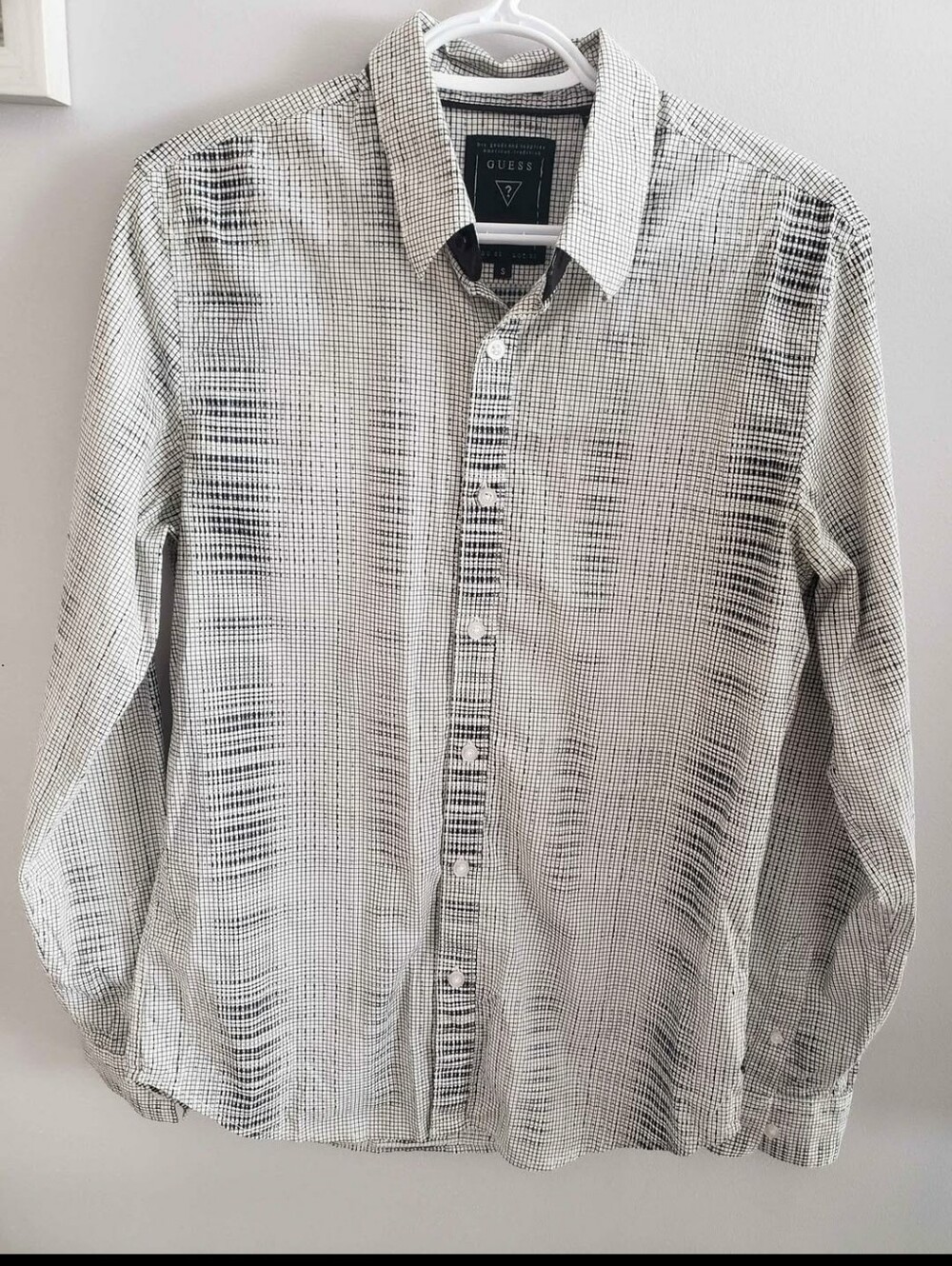 Guess Black & White Micro-Check Button-Up Blouse